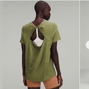 NWT size 12 Lululemon Back in Action T Shirt